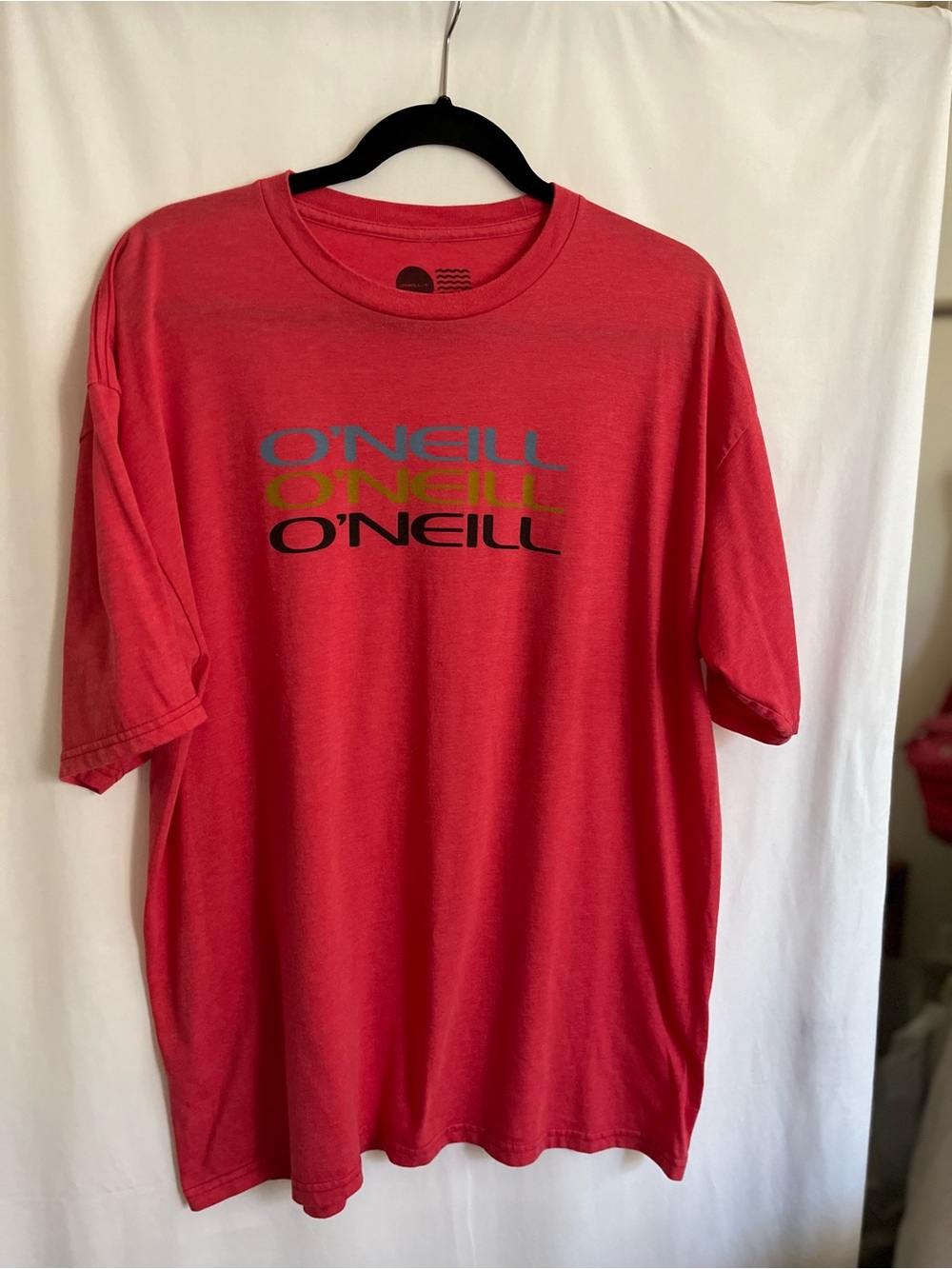 O'Neill Red Short Sleeve Tee with Multicolor Logo XL